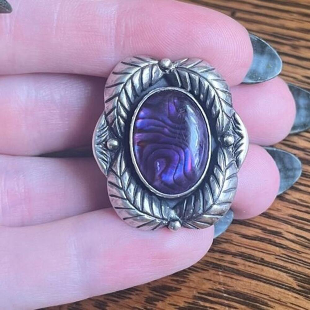 Vintage LARGE OOAK Color Changing Purple Stone Resin 925 Sterling Silver Ring